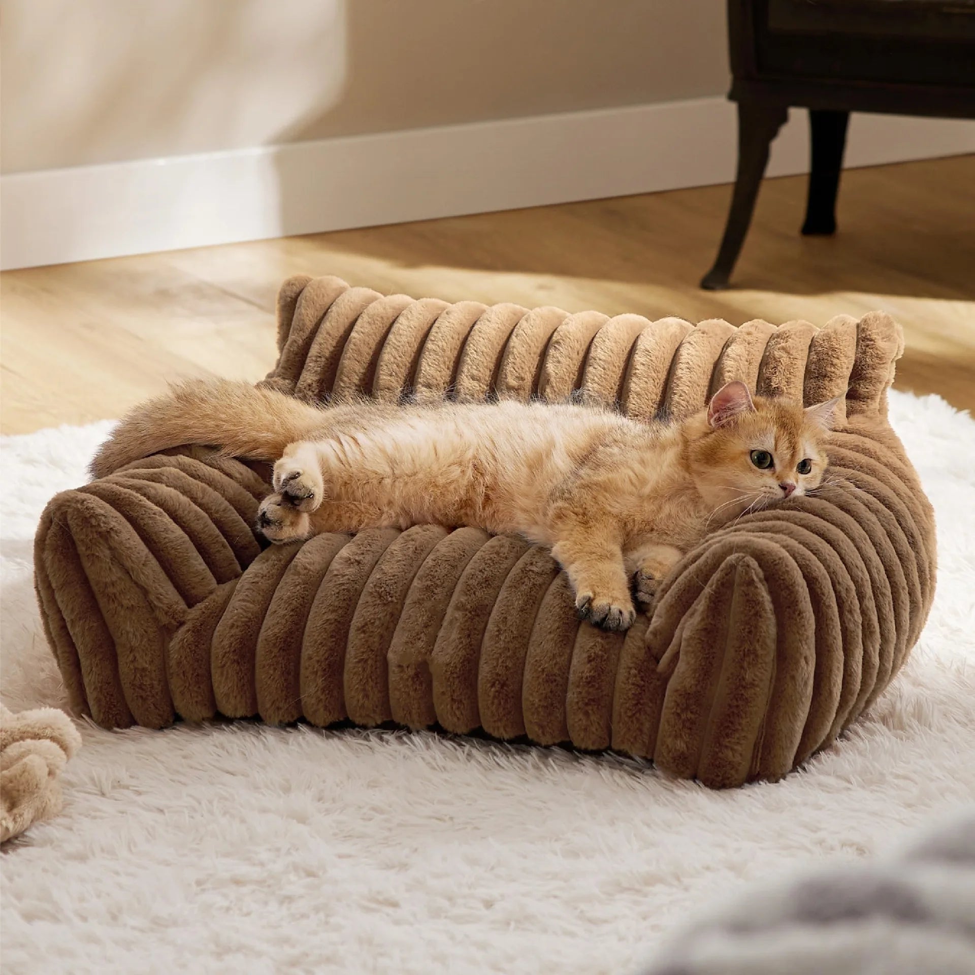 Modern Classic Solid Color Sofa Shaped Cat Dog Bed Soft Plush Washable Non-Slip Self Warming Pet Nest for Small/Medium Indoor